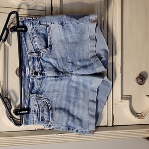 Old navy boyfriend jean shorts